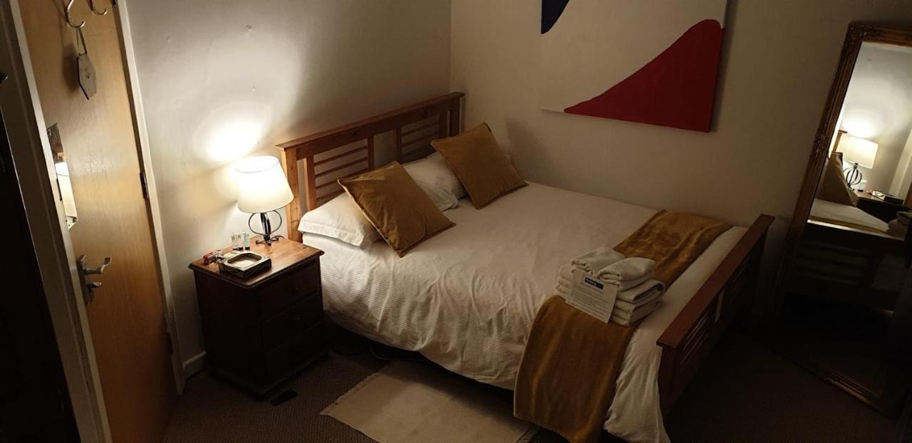 City Central Kind Rooms Manchester Room photo
